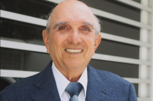 Dr. Eduardo Jorge Carneiro Soares